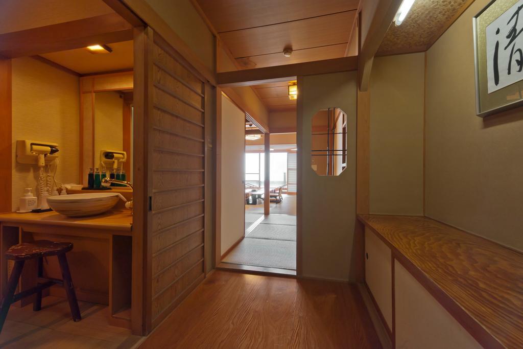 Hotel Umibenokakureyu Seiryu Nišiizu Exteriér fotografie