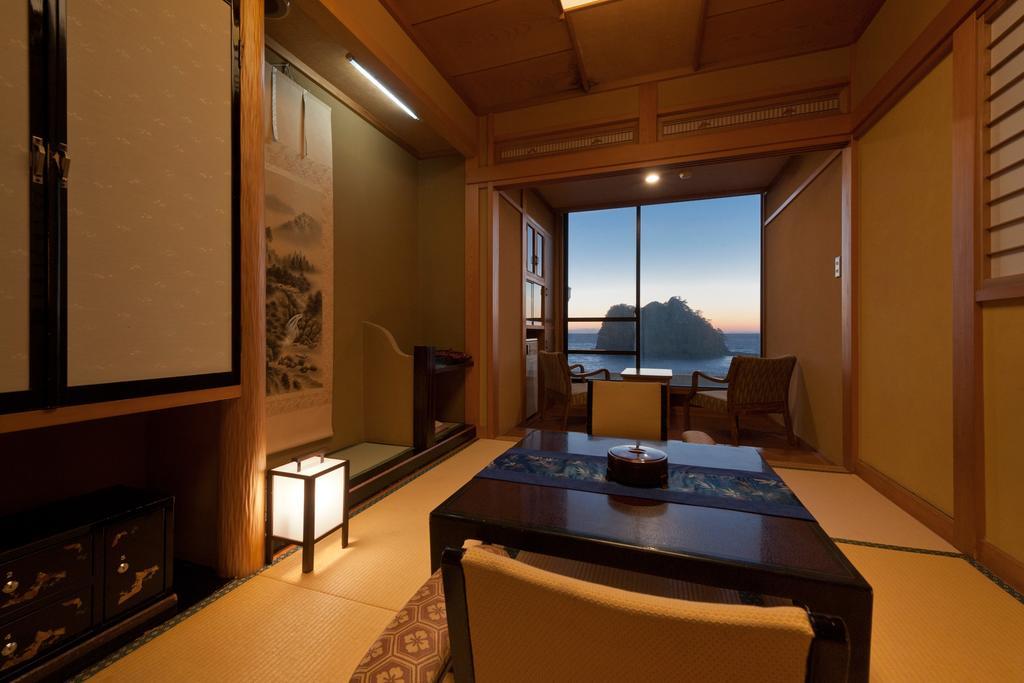 Hotel Umibenokakureyu Seiryu Nišiizu Exteriér fotografie
